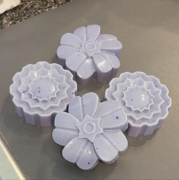 Handcrafted Organic Soap In Leather - Picture 4 of 4